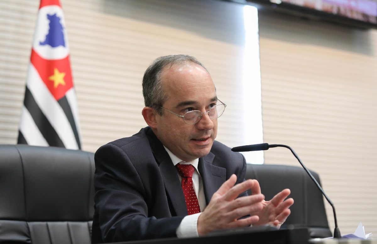 cobrancas-indevidas-lideram-queixas-contra-operadoras-atesta-procon-a-cpi-na-alesp
