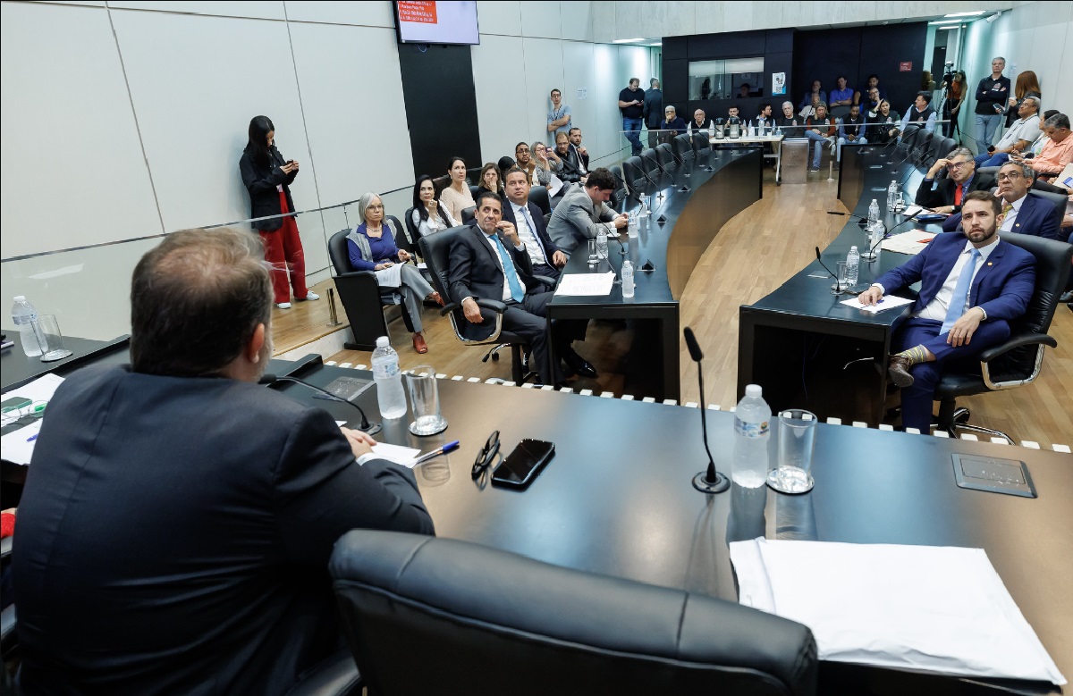 cpi-das-santas-casas-recebe-professor-da-faculdade-de-ciencias-medicas-da-capital