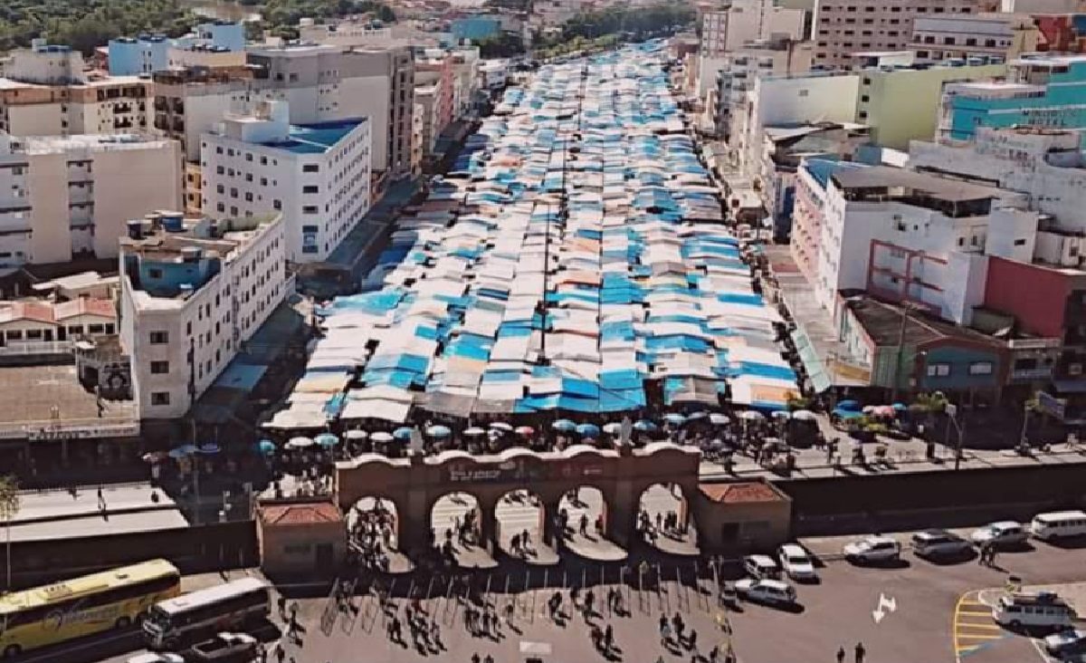 justica-ordena-reestruturacao-de-feira-livre-em-aparecida-para-desobstruir-avenida-monumental