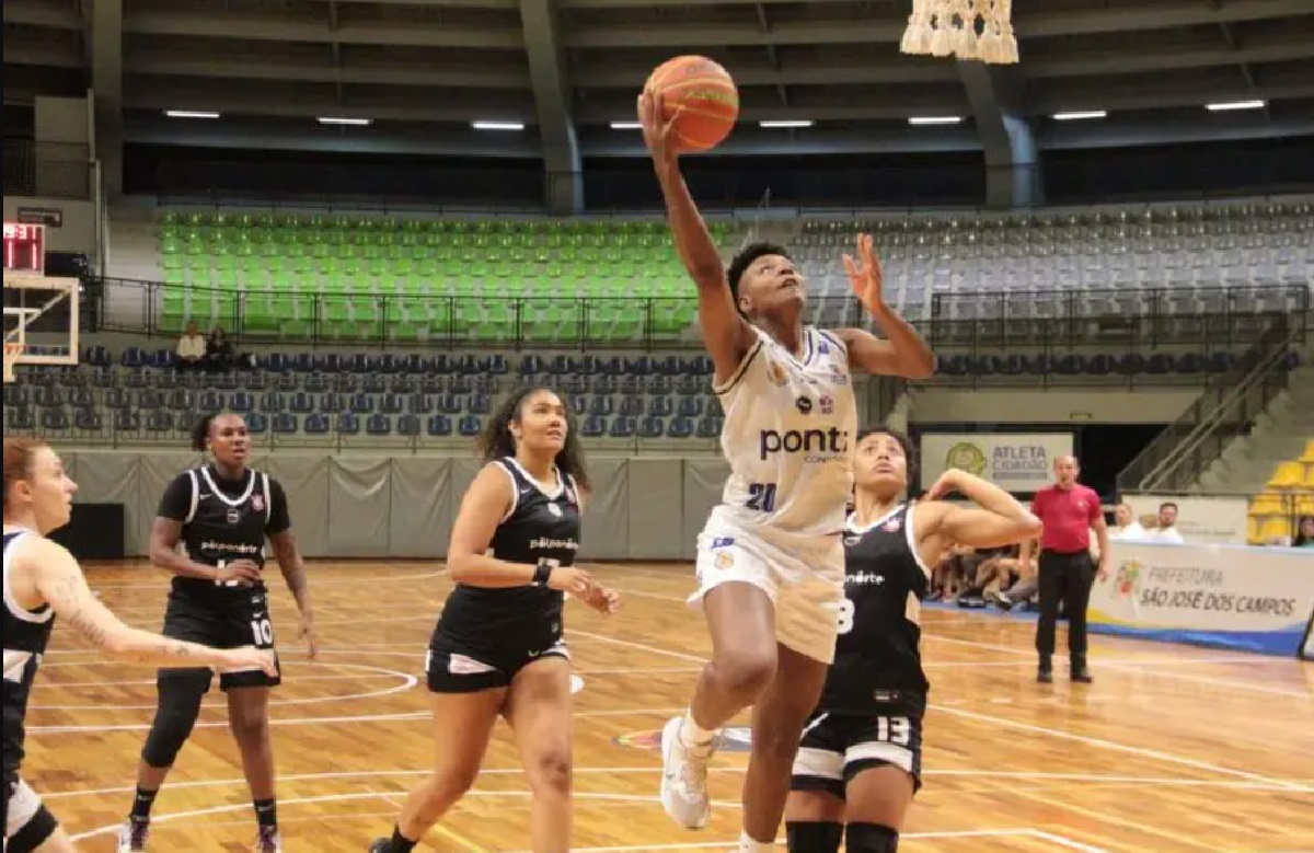 sao-jose-basket-perde-para-corinthians-por-78-a-44-no-teatrao