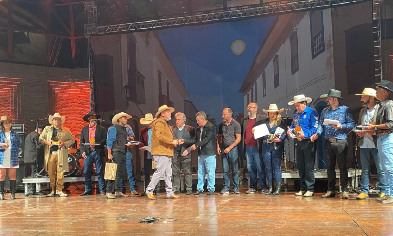36o-festival-da-viola-celebracao-da-musica-caipira-em-campos-do-jordao