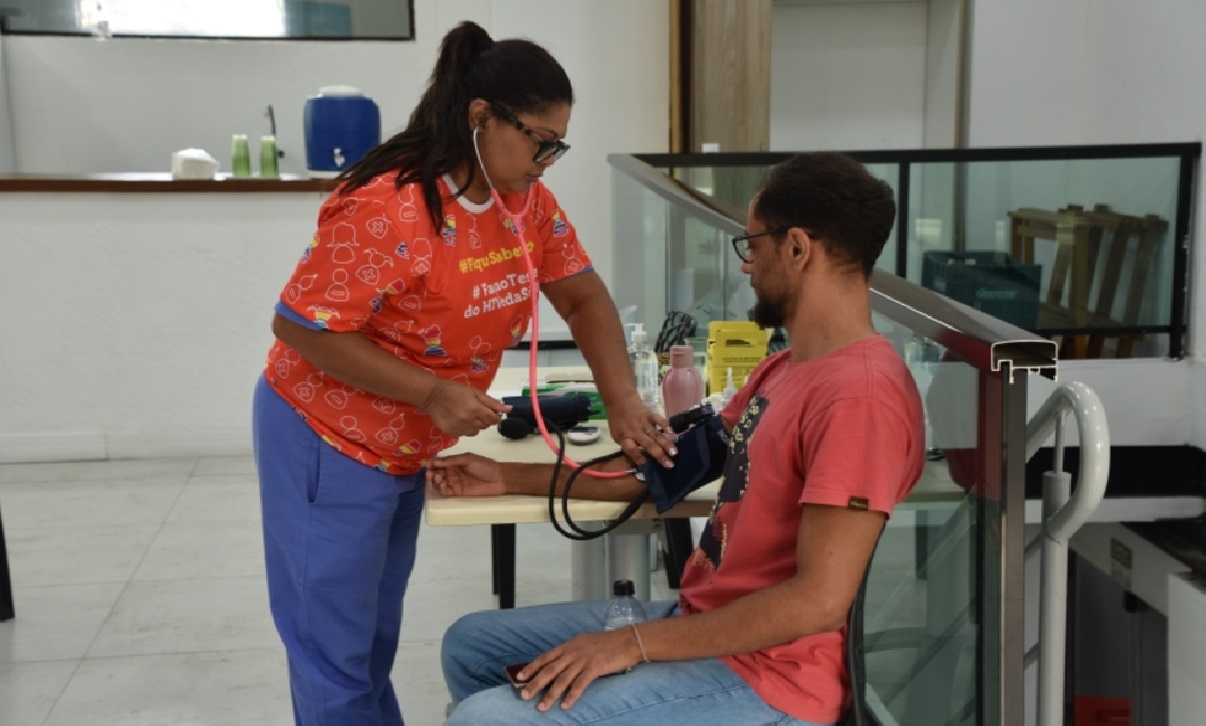novembro-azul-prefeitura-de-ilhabela-realiza-acao-de-conscientizacao-sobre-saude-masculina