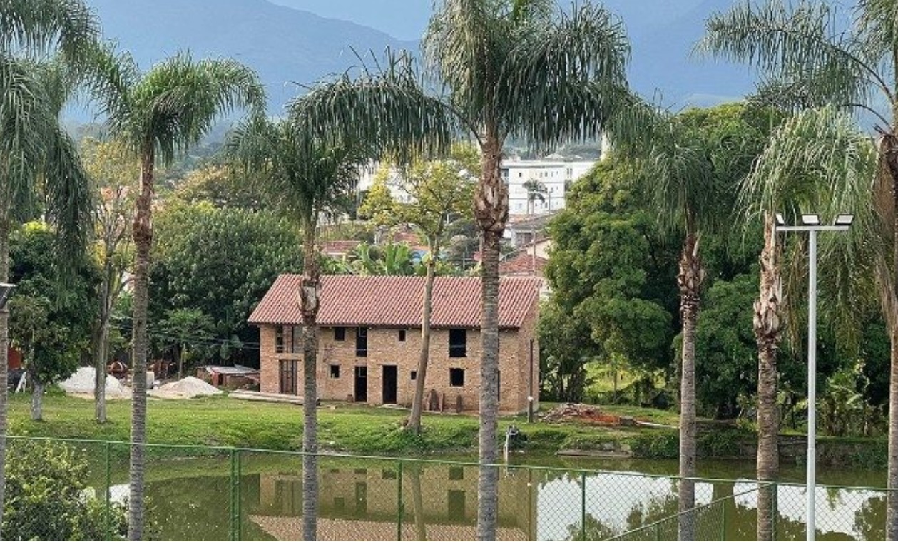 replica-da-casa-de-dom-bosco-encanta-visitantes-em-pindamonhangaba