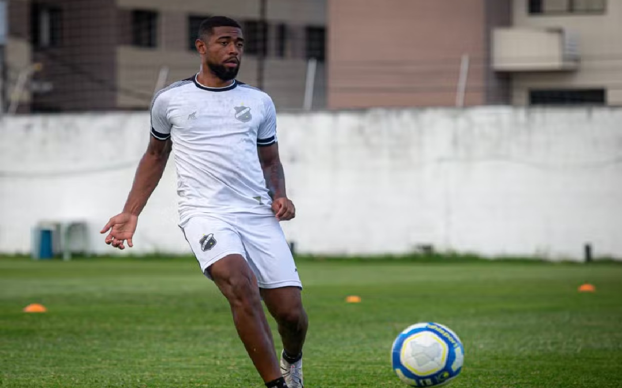 sao-jose-contrata-o-zagueiro-paulo-cesar-ex-abc-para-a-serie-a2-de-2025
