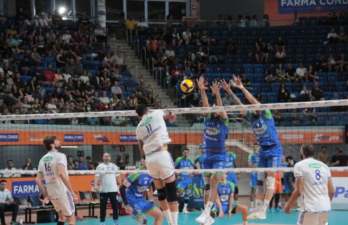 sao-jose-sofre-segunda-derrota-seguida-na-superliga-masculina