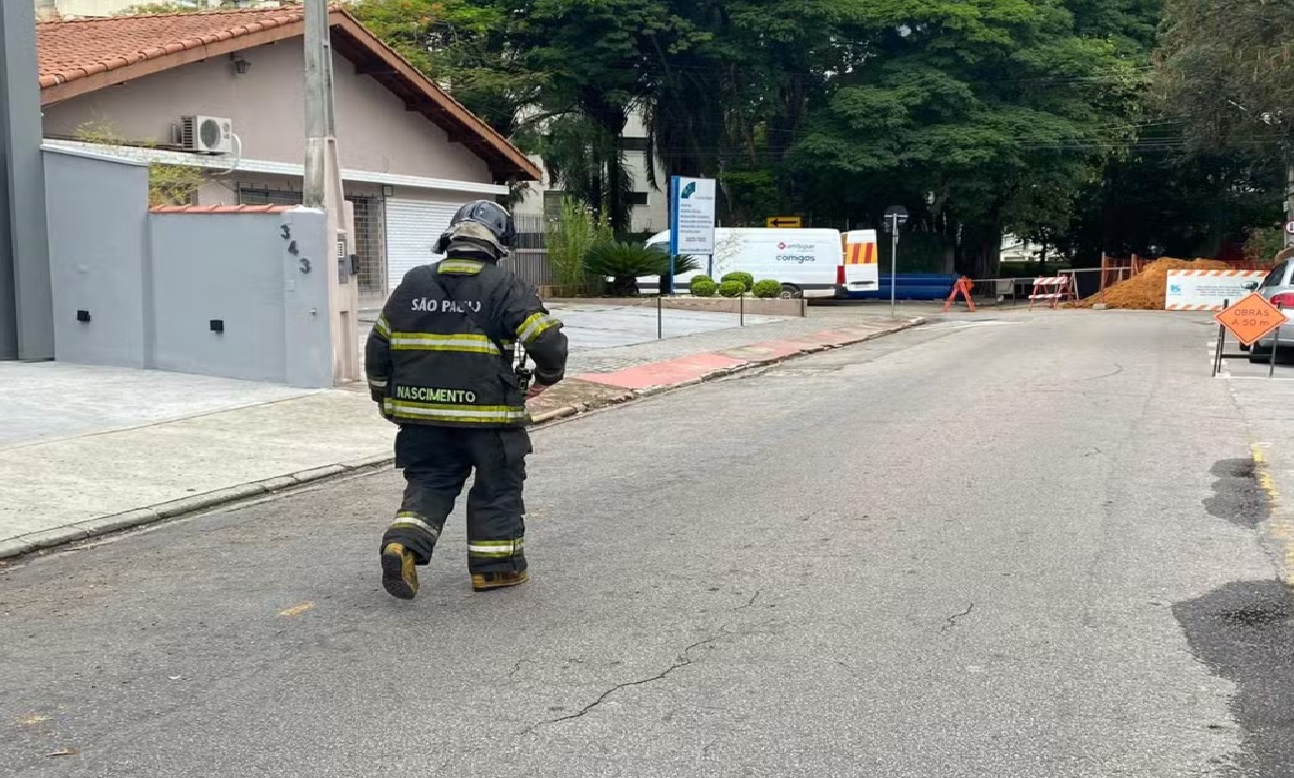 vazamento-de-gas-mobiliza-corpo-de-bombeiros-e-evacua-casa-em-sao-jose-dos-campos