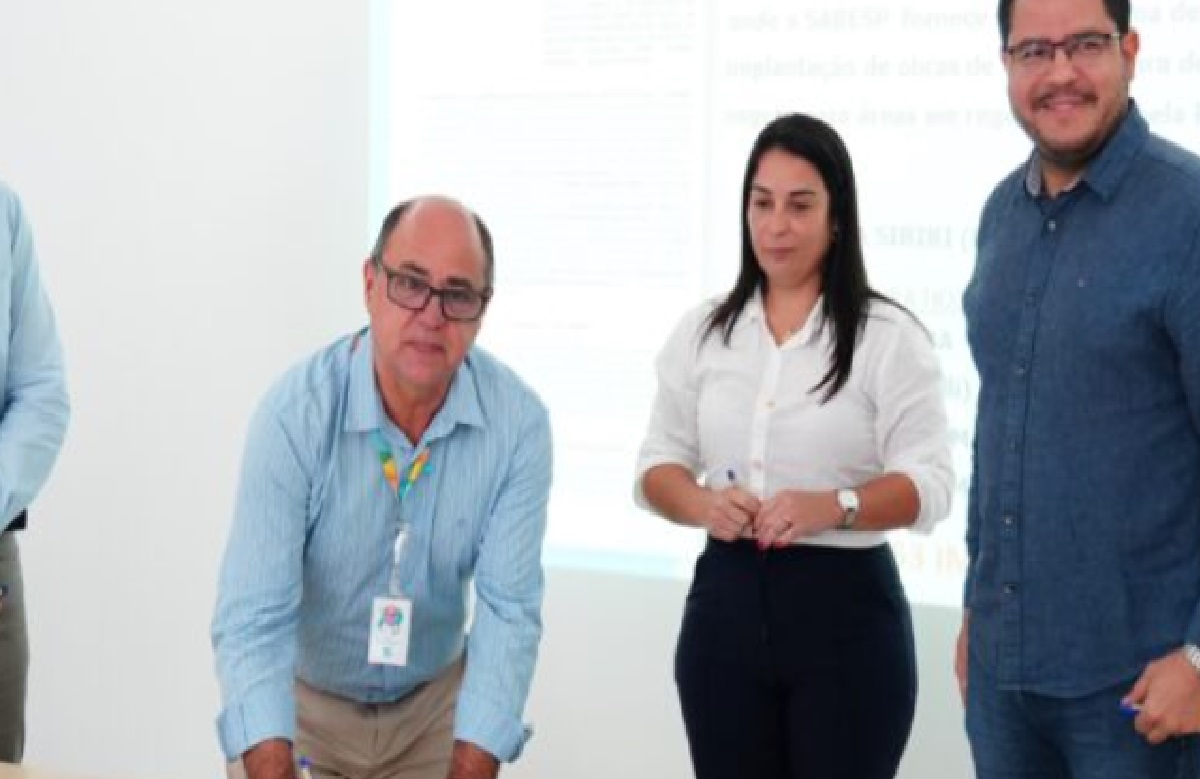 caraguatatuba-prefeitura-e-sabesp-firmam-parceria-para-obras-de-agua-e-esgoto-em-quatro-nucleos-habitacionais