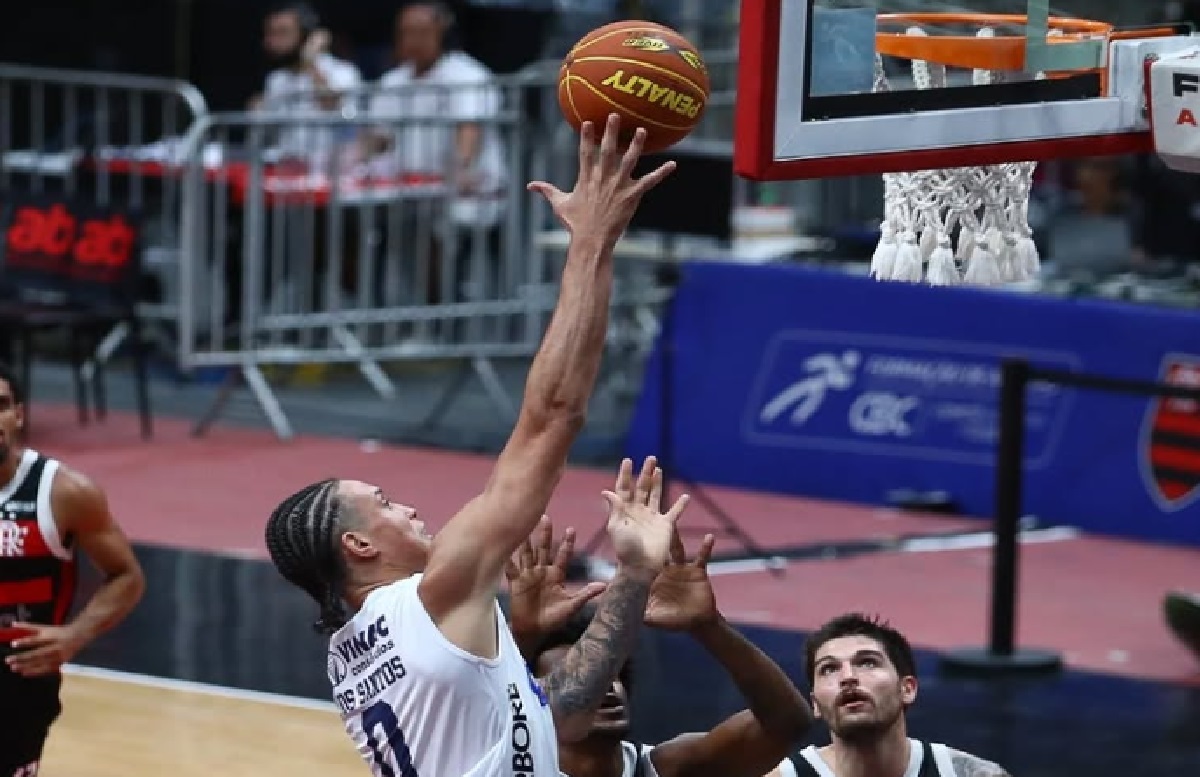 sao-jose-vira-contra-o-flamengo-no-maracanazinho-e-conquista-a-8a-vitoria-no-nbb