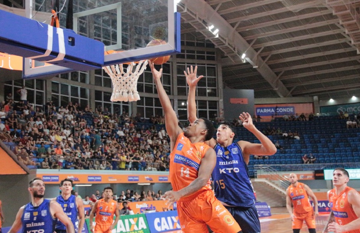 sao-jose-basketball-vence-lider-minas-e-alcanca-4a-vitoria-seguida-no-nbb