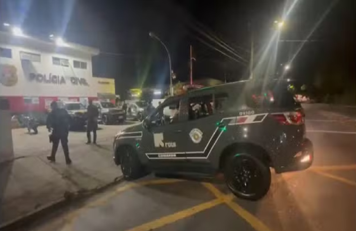 suspeito-de-trafico-e-morto-durante-abordagem-policial-na-fernao-dias-em-braganca-paulista