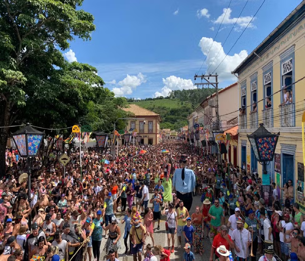 carnaval-no-vale-do-paraiba-deve-movimentar-quase-um-bilhao-de-reais