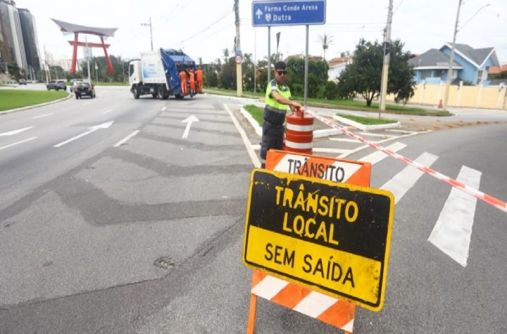 interdicao-de-trecho-da-via-oeste-em-sao-jose-dos-campos-para-blocos-de-carnaval-de-rua-neste-final-de-semana