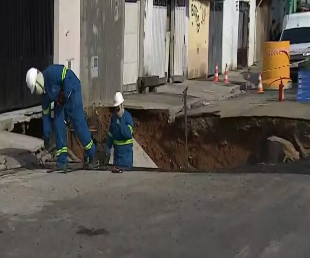 nova-cratera-no-jardim-mourisco-em-taubate-interdita-casa-de-idosos