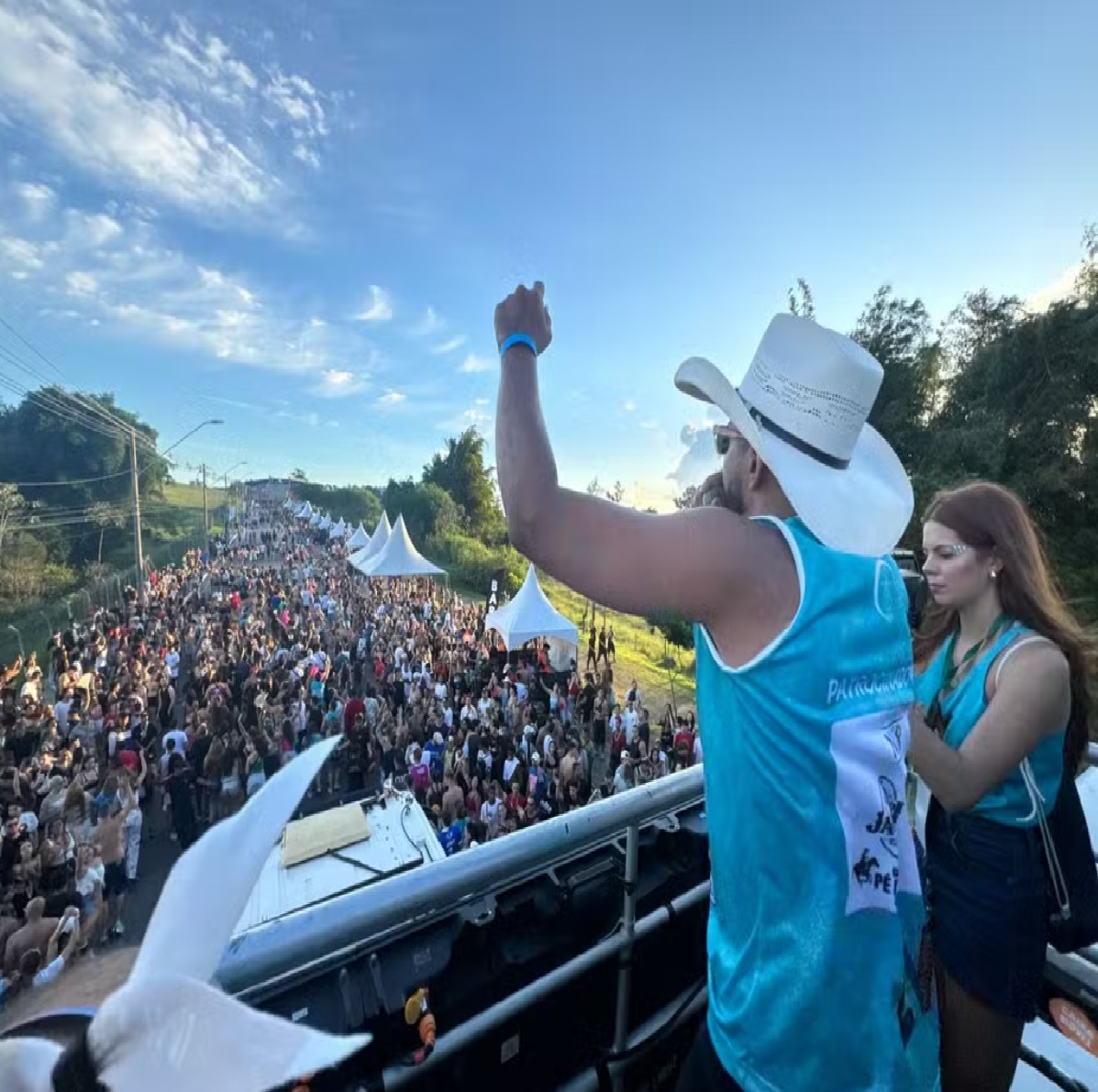 bloco-dos-bruto-reune-20-mil-folioes-e-encerra-o-carnaval-em-sao-jose-dos-campos