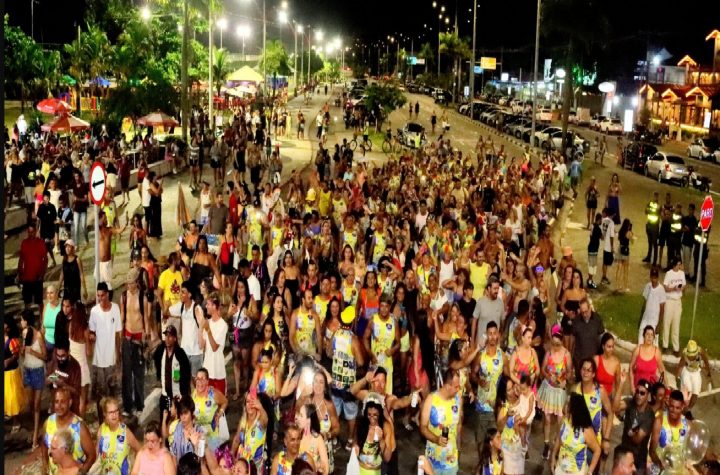 carnaval-2025-em-caraguatatuba-atrai-mais-de-300-mil-folioes-e-impulsiona-turismo