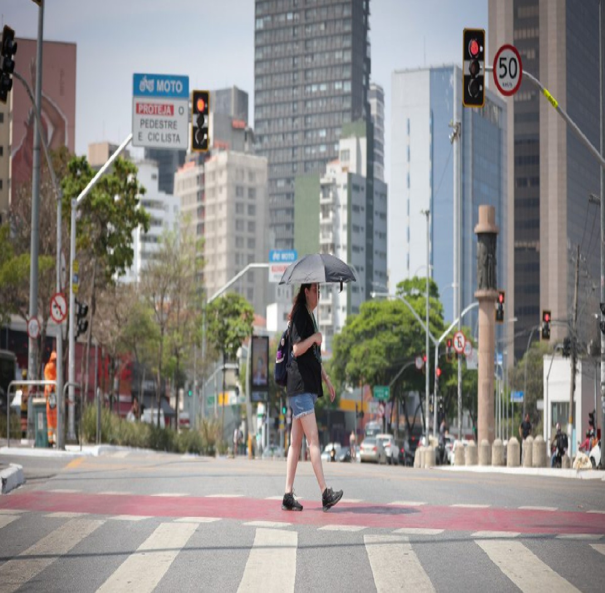 defesa-civil-alerta-para-calor-intenso-no-litoral-norte-e-vale-do-paraiba-ate-domingo