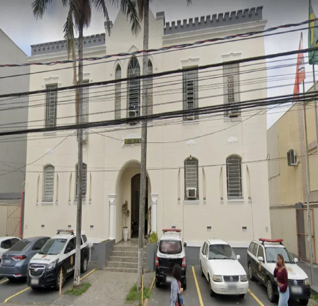 dois-suspeitos-morrem-baleados-em-acao-da-pm-apos-roubo-de-carro-e-moto-em-jacarei