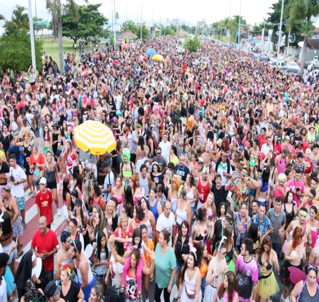 domingo-de-carnaval-agita-caraguatatuba-com-blocos-e-programacao-musical