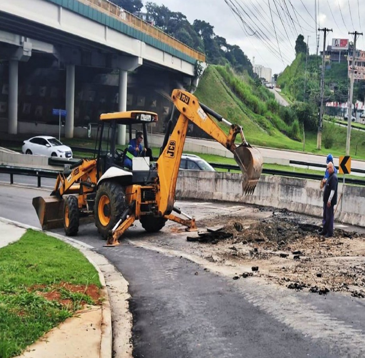 obra-na-avenida-sebastiao-pontes-interdita-trecho-da-mario-covas-em-sao-jose-dos-campos