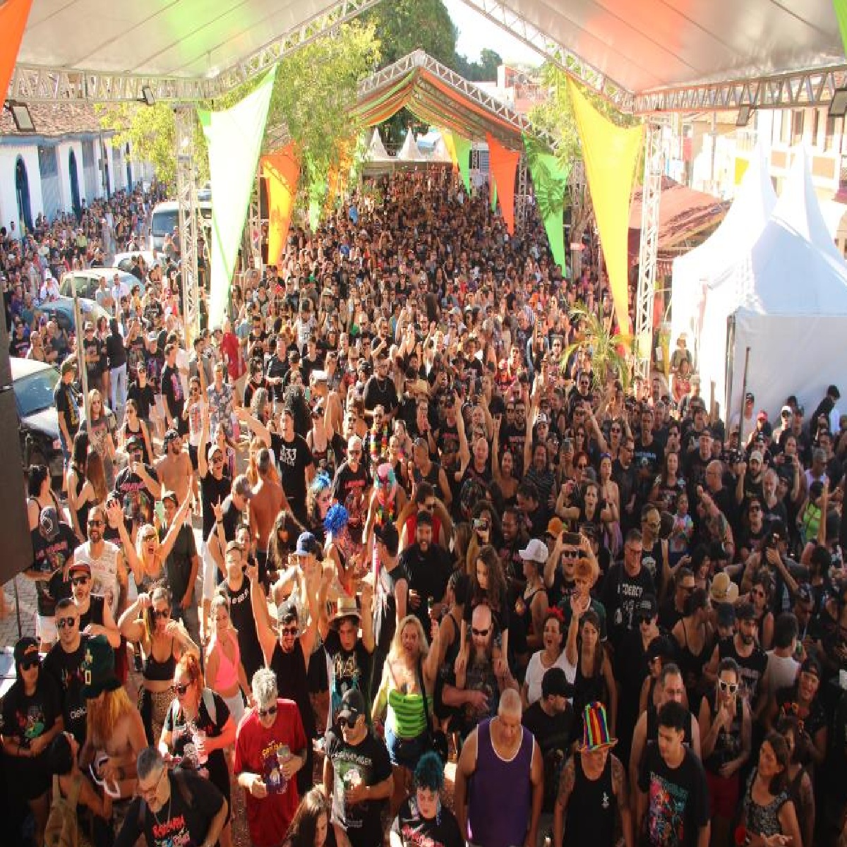 primeiro-dia-do-milhofolia-2025-reune-multidao-em-paraibuna-com-destaque-para-o-carnamaiden