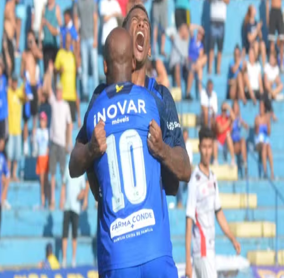 sao-jose-supera-expulsoes-vence-oeste-e-garante-vaga-no-classico-do-vale-nas-quartas-da-a2