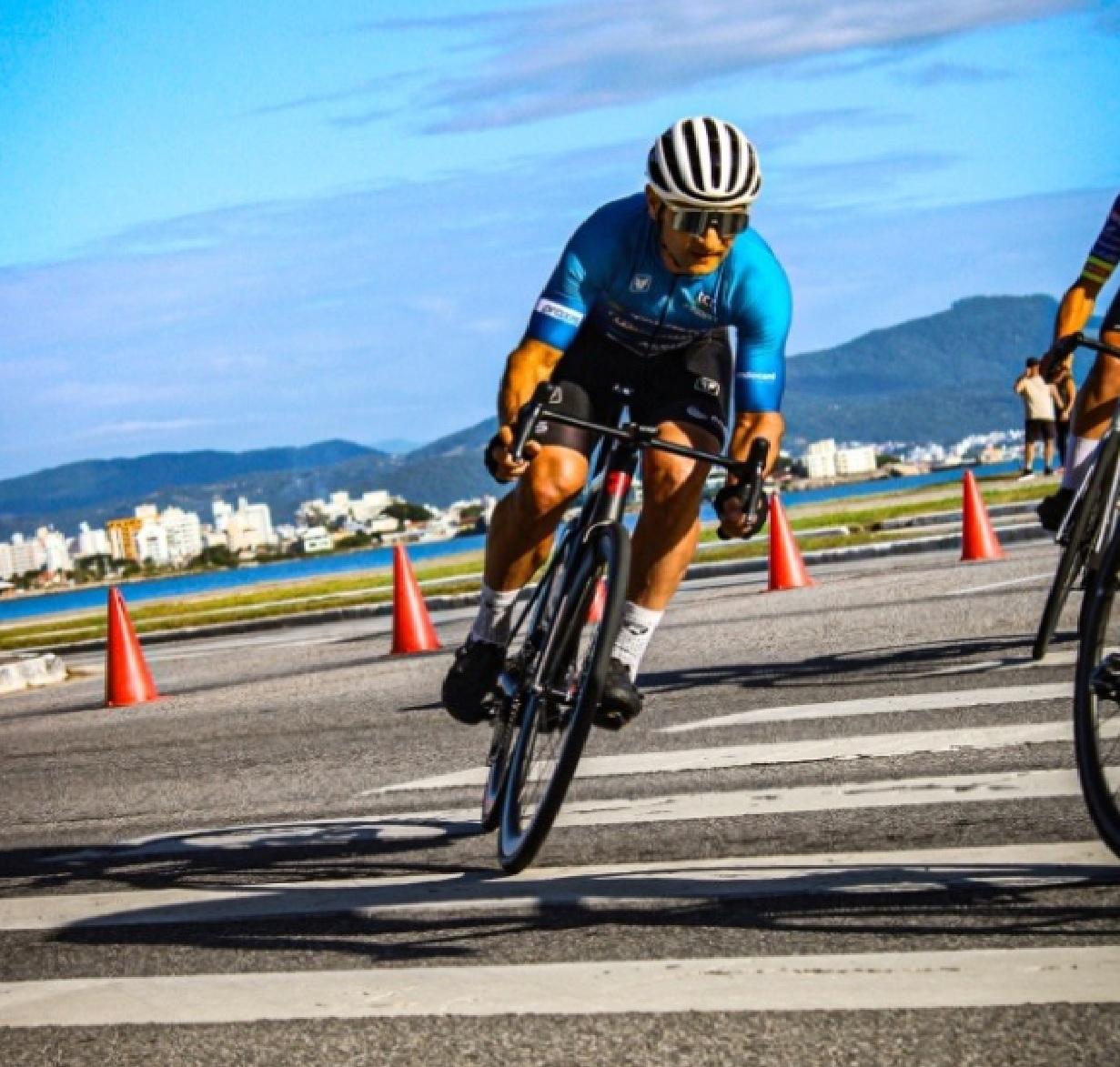 atletas-de-taubate-representarao-o-brasil-no-pan-americano-de-ciclismo-2025