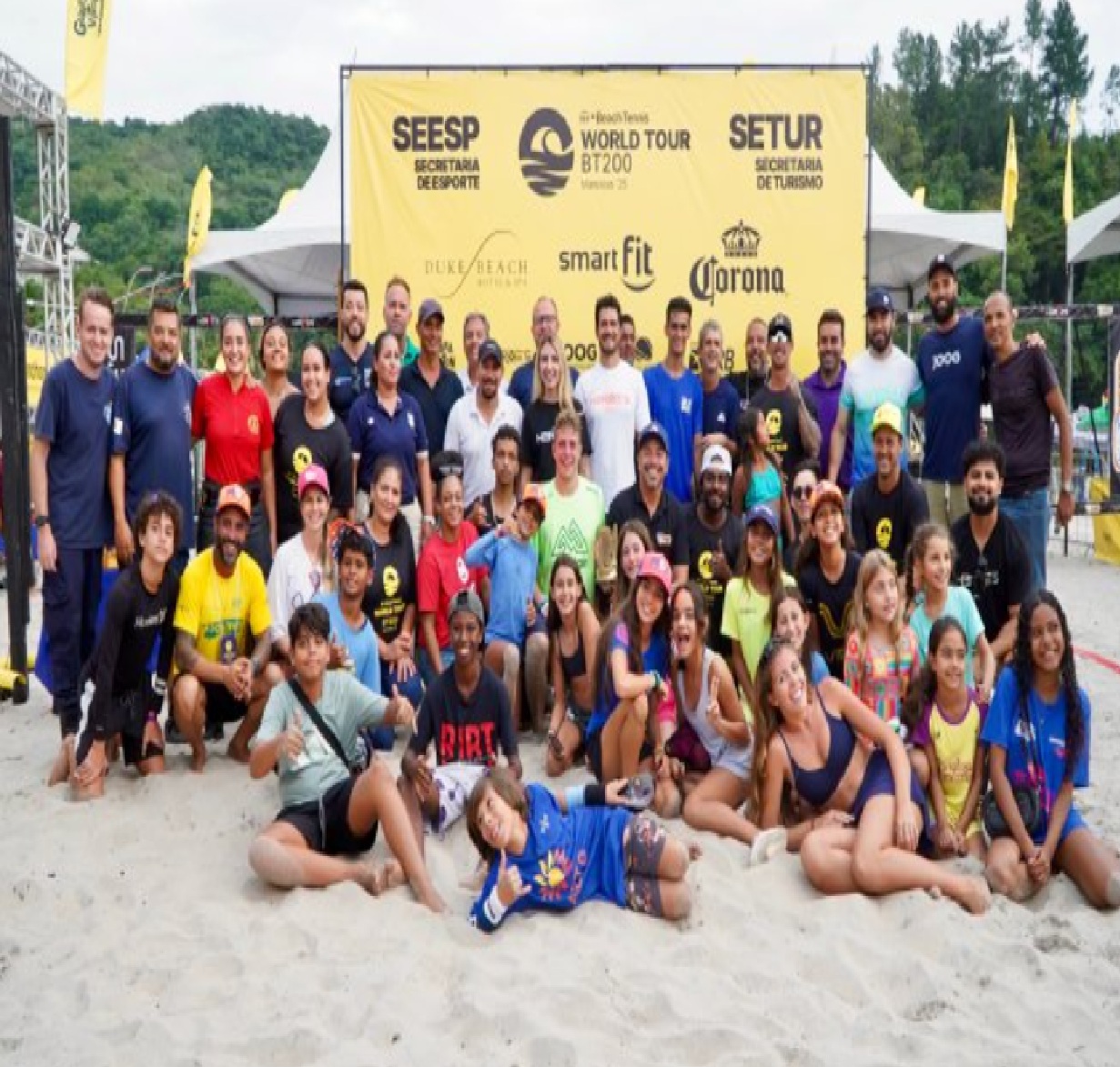duplas-brasileiras-brilham-e-levam-titulo-do-mundial-de-beach-tennis-em-maresias