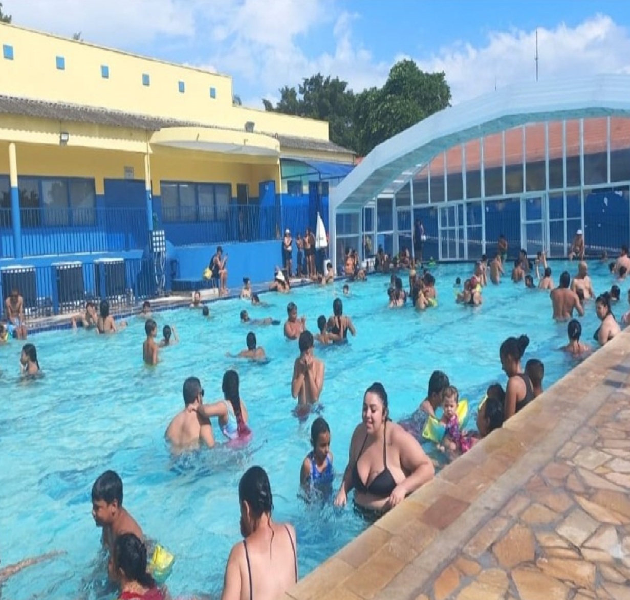 feriados-de-abril-terao-5-dias-de-lazer-gratuito-com-piscinas-abertas-em-sao-jose-dos-campos