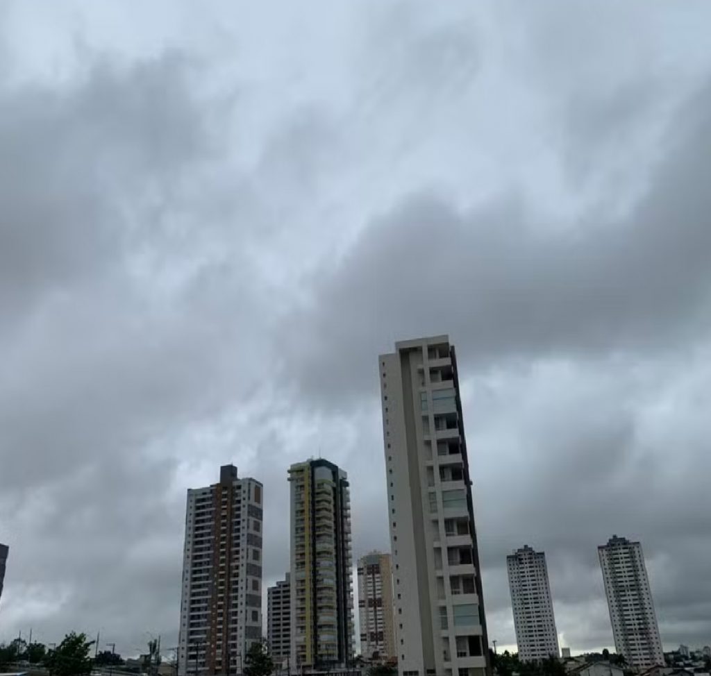 frente-fria-deve-trazer-chuva-e-queda-nas-temperaturas-no-vale-durante-o-feriado-prolongado