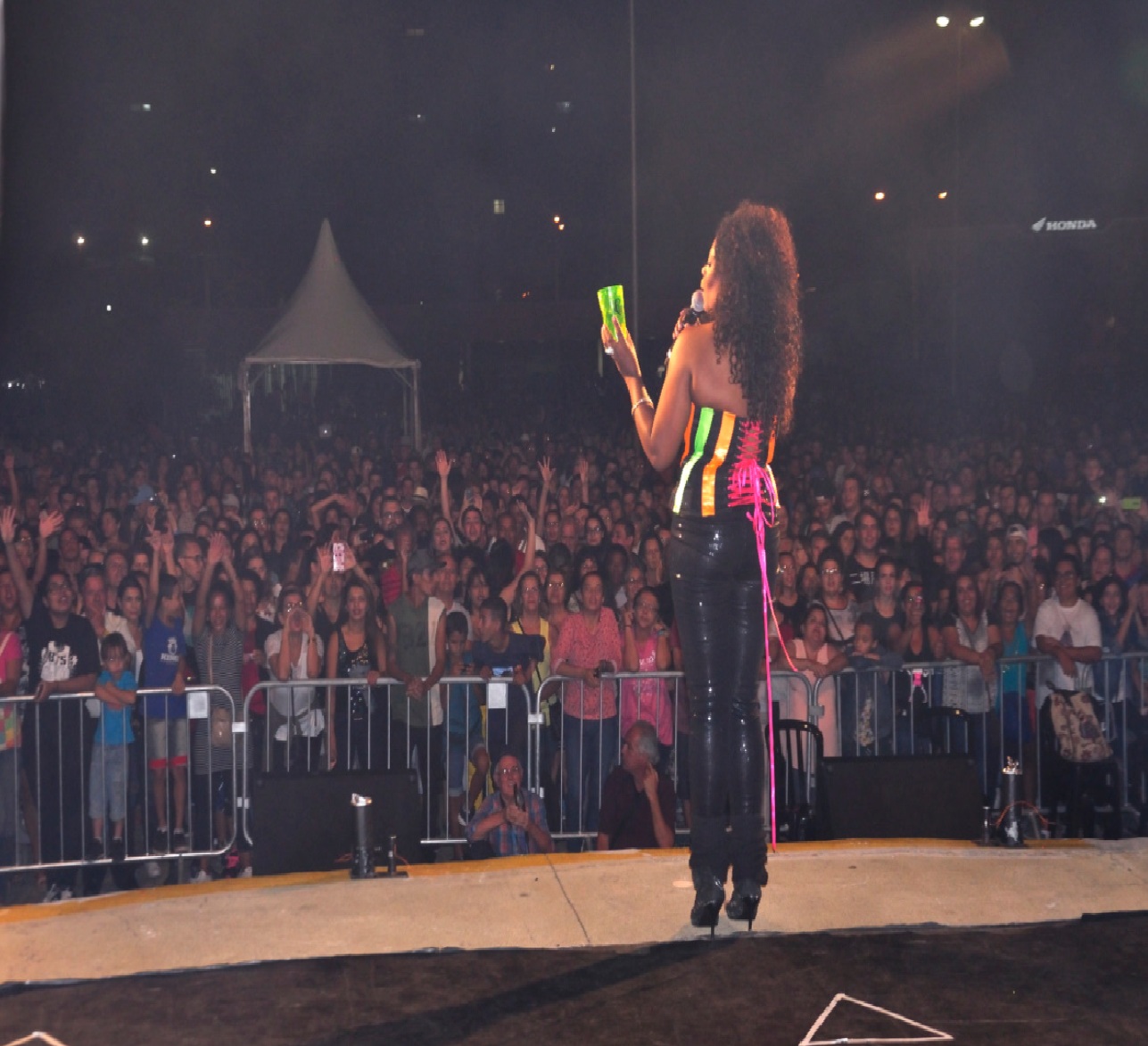 jacarei-tem-shows-e-programacao-especial-para-celebrar-seus-373-anos