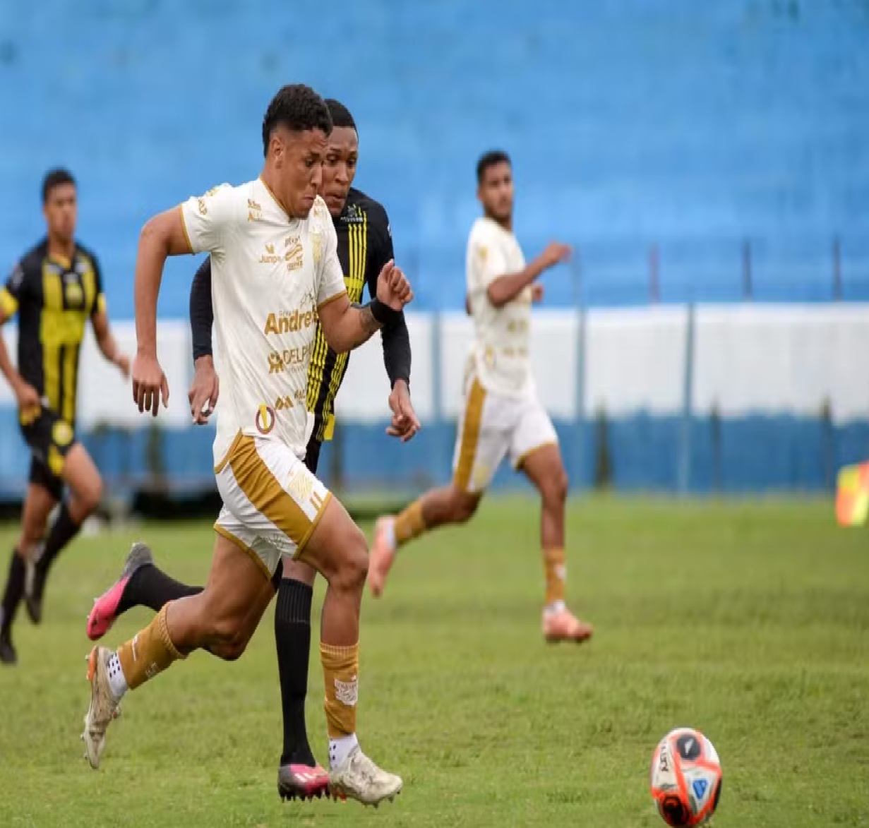 joseense-e-derrotado-pelo-paulista-e-se-despede-nas-quartas-da-serie-a4