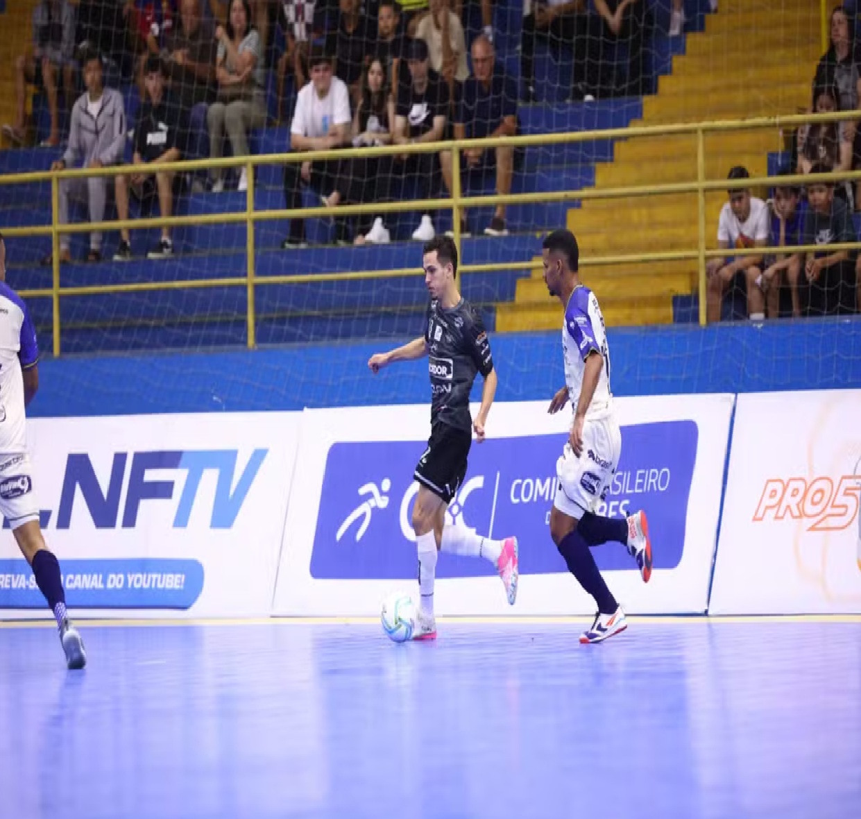 sao-jose-tropeca-em-casa-na-estreia-da-liga-nacional-de-futsal