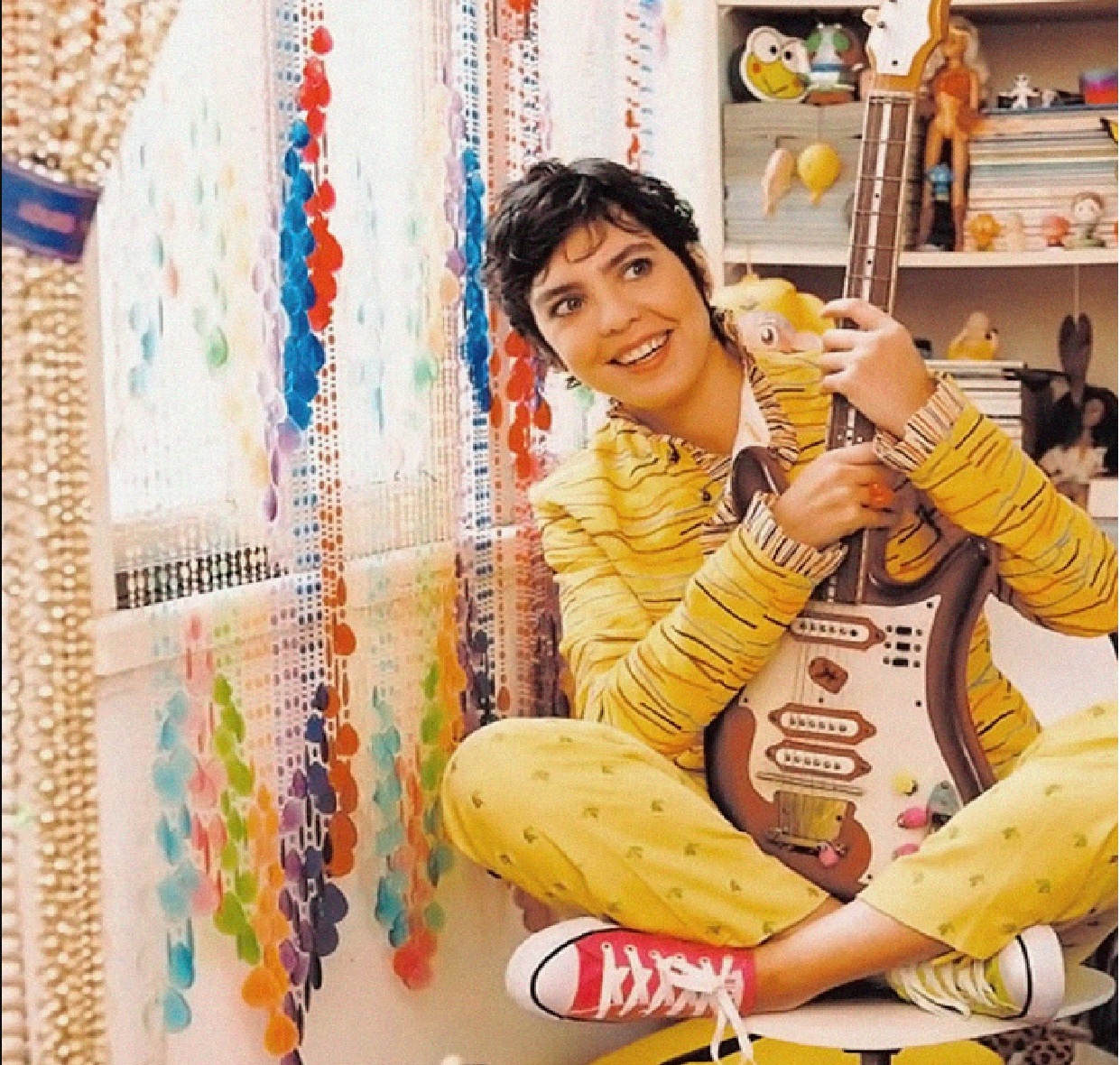 adriana-calcanhotto-se-apresenta-neste-sabado-31-em-sao-jose-confira-horario-transporte-e-dicas-uteis