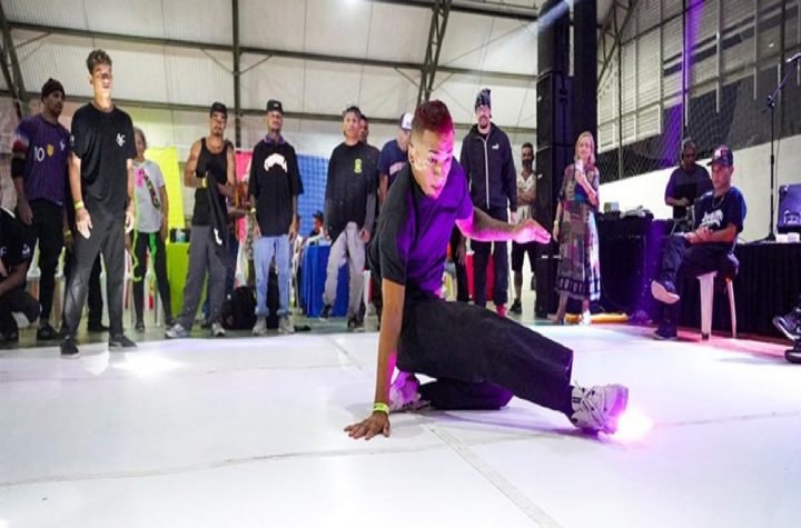 centro-da-juventude-de-sao-jose-dos-campos-oferece-aulas-de-breakdance-para-todas-as-idades
