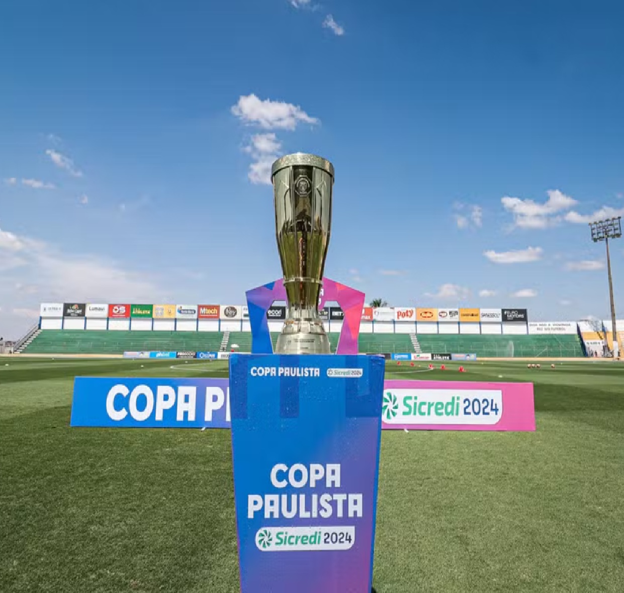 gabryel-freitas-e-anunciado-como-reforco-do-sao-jose-que-estreia-contra-o-taubate-na-copa-paulista