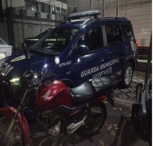 gcm-prende-homem-por-trafico-de-drogas-e-uso-de-placa-adulterada-no-centro-de-taubate