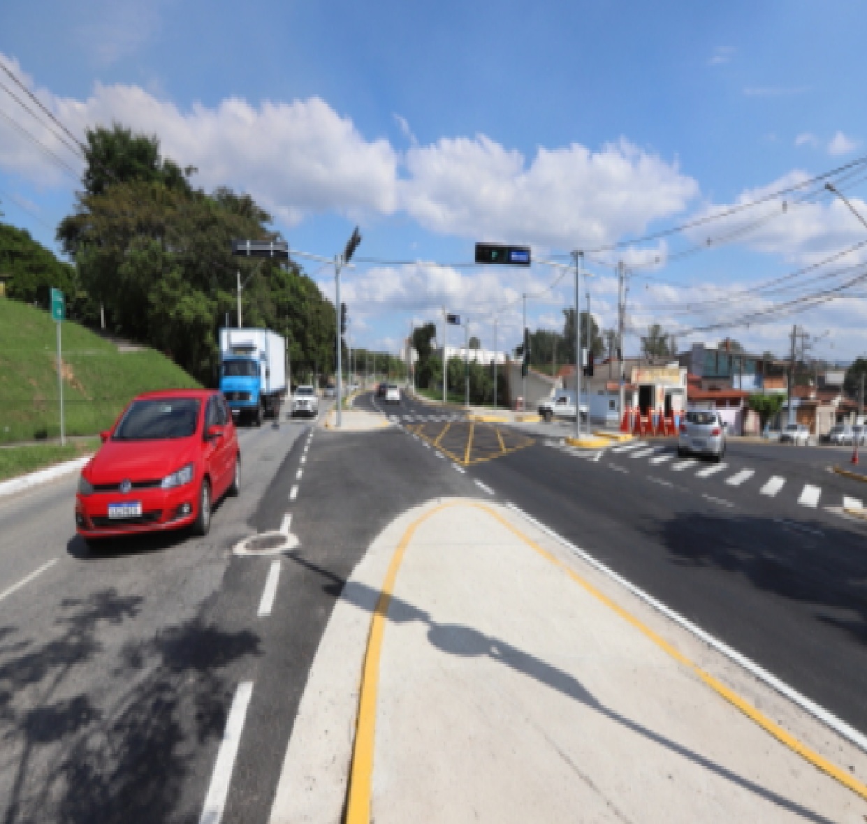 novo-acesso-entre-avenidas-adhemar-de-barros-e-davi-lino-e-liberado-em-jacarei