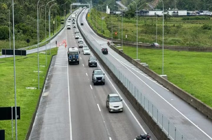 rodovia-dos-tamoios-tem-bloqueios-nesta-terca-6-para-afericao-de-radares-veja-os-pontos