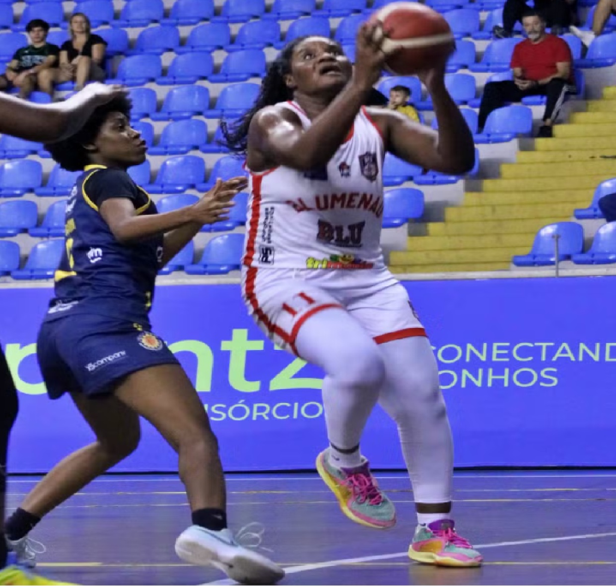 sao-jose-luta-ate-o-fim-mas-e-superado-por-blumenau-na-lbf