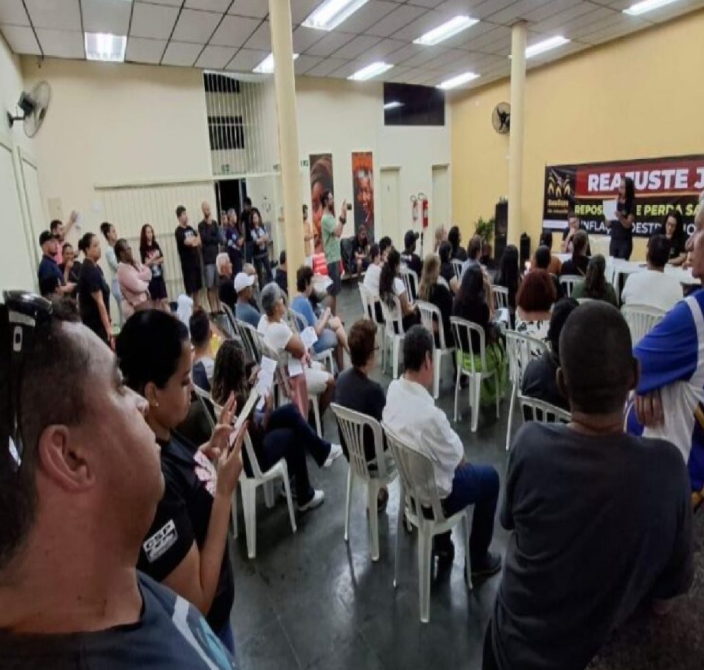 servidores-mantem-paralisacao-em-sao-sebastiao-apos-proposta-parcial-da-prefeitura