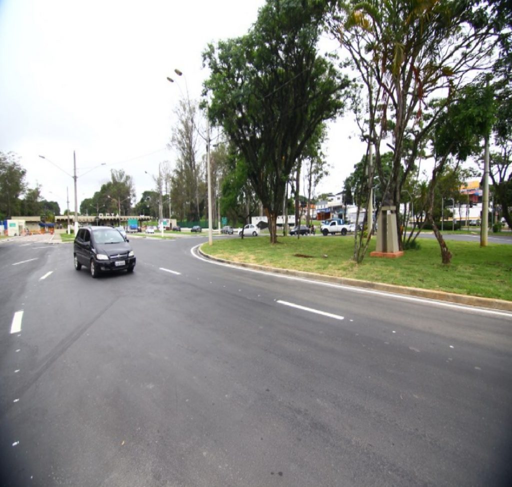 transporte-de-reatores-continua-hoje-15-na-tamoios-veja-horarios-e-interdicoes
