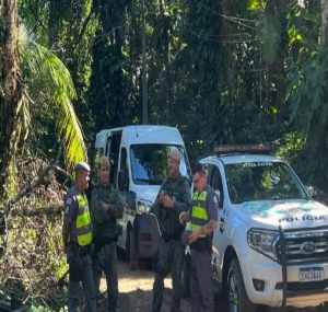 acao-remove-obra-irregular-em-regiao-de-protecao-ambiental-em-sao-sebastiao