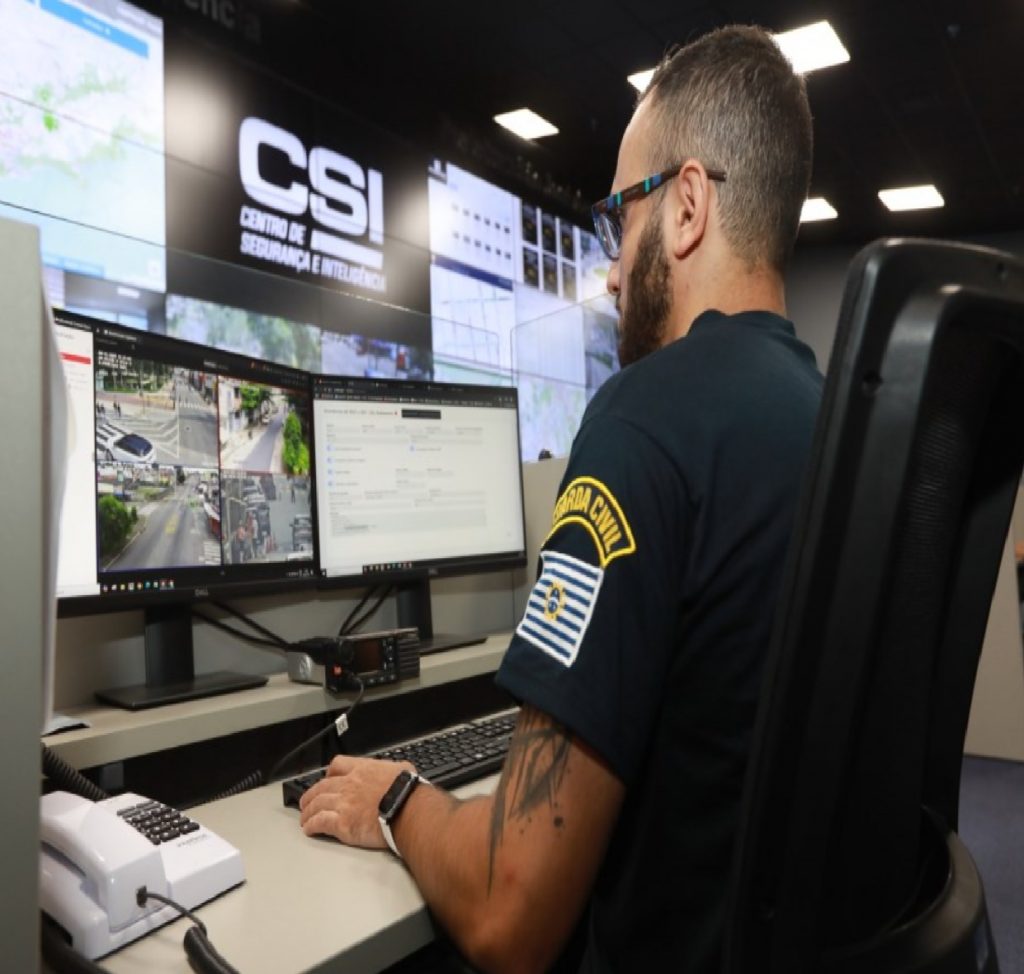 gcm-e-csi-recuperam-motocicleta-roubada-em-menos-de-uma-hora-em-sao-jose