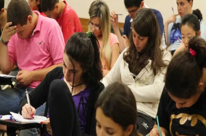 inscricoes-para-bolsas-do-prouni-estao-abertas-estudantes-do-vale-litoral-norte-e-serra-da-mantiqueira-podem-participar