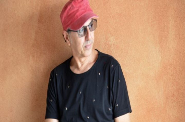 ja-garantiu-seu-ingresso-zeca-baleiro-se-apresenta-neste-sabado-28-em-sao-jose-dos-campos-veja-horario-local-onibus-e-estacionamento
