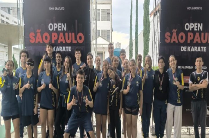 karate-de-sao-jose-conquista-12-medalhas-no-paulista-open-2025