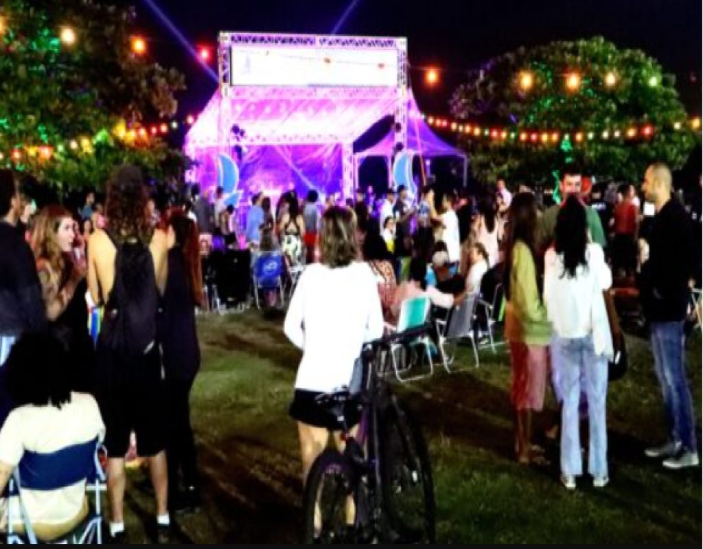 navegar-experience-agita-domingo-em-caraguatatuba-com-atividades-nauticas-musica-e-gastronomia-a-beira-mar