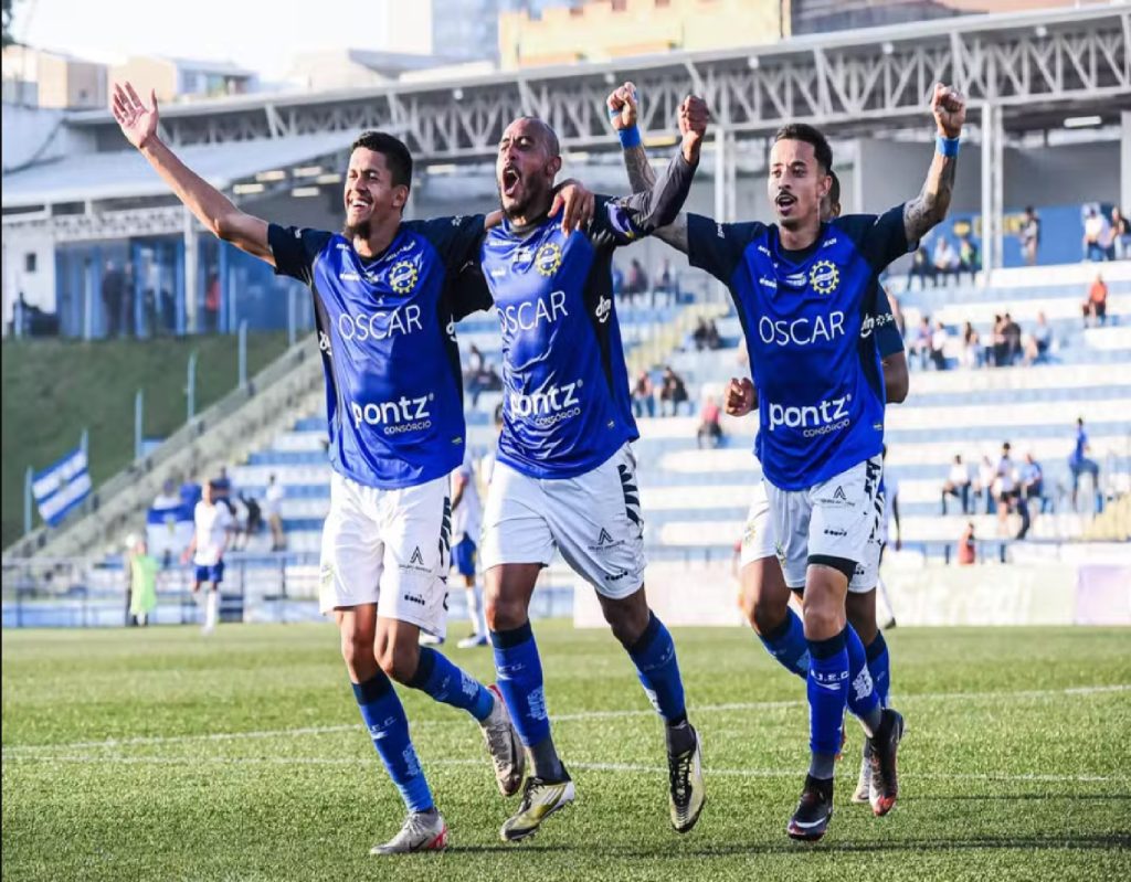 sao-jose-goleia-santo-andre-fora-de-casa-e-mantem-100-na-copa-paulista-2025
