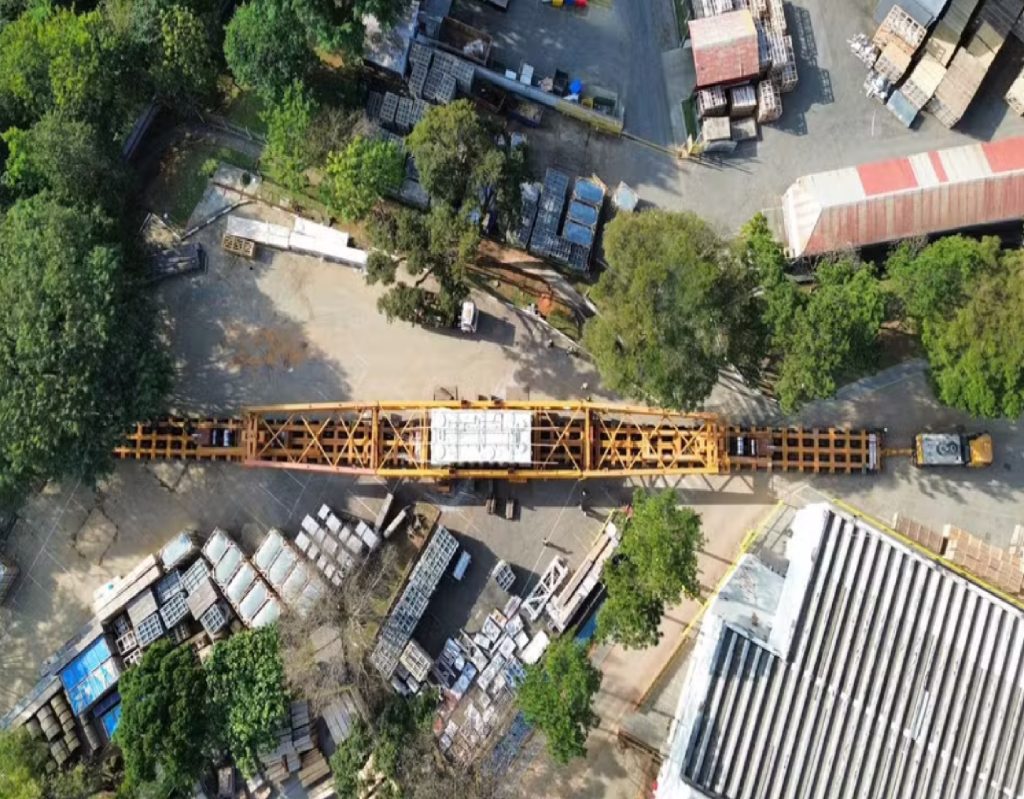 carga-gigante-com-800-toneladas-ja-esta-em-deslocamento-pela-dutra-e-passara-por-sao-jose-dos-campos