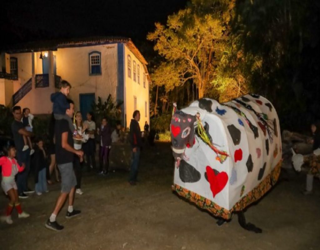festa-de-santana-comeca-nesta-sexta-18-no-pontal-da-cruz-com-shows-gastronomia-e-fogueira-gigante